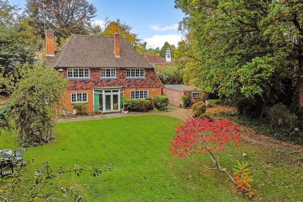 Property photo 3 of 24