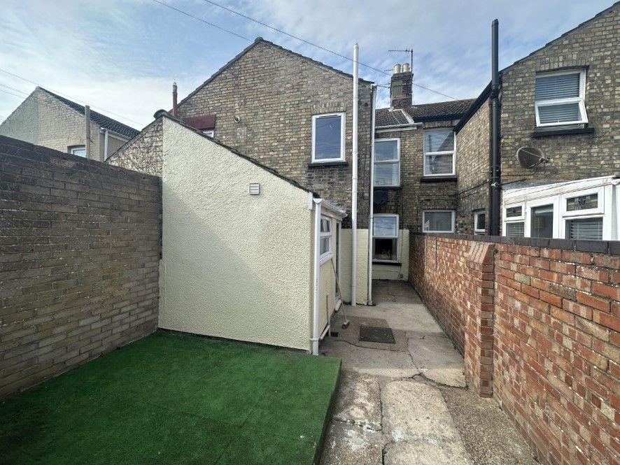 Property photo 3 of 18