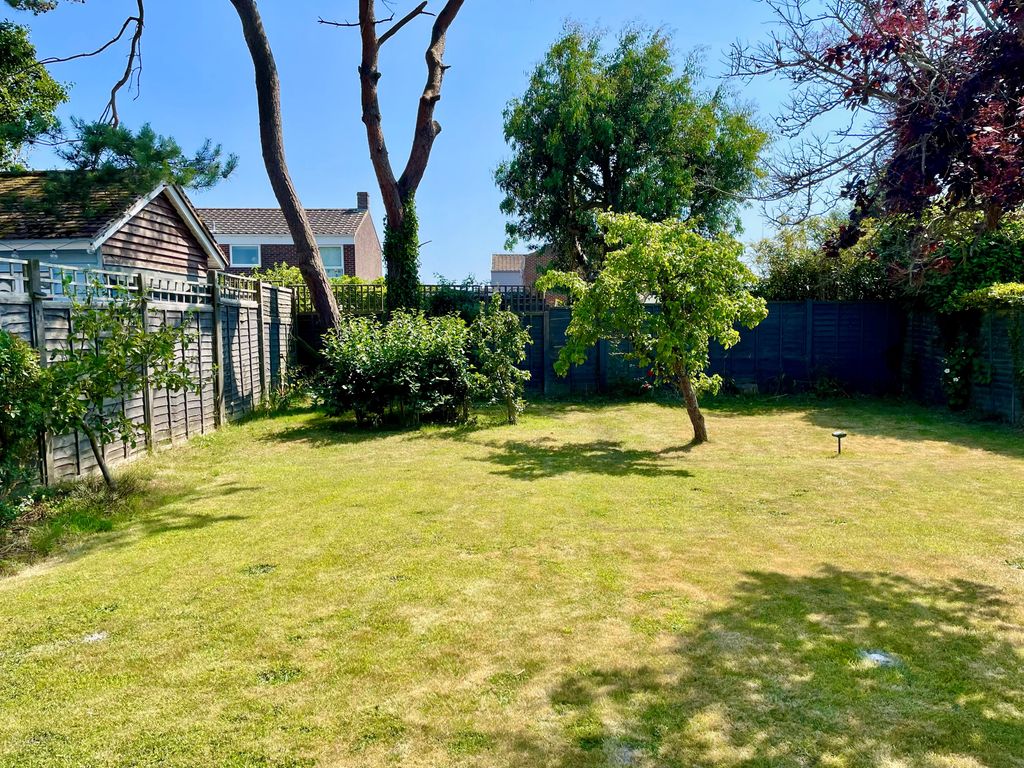 Property photo 3 of 15 66 Parkside Avenue Rear Garden 1