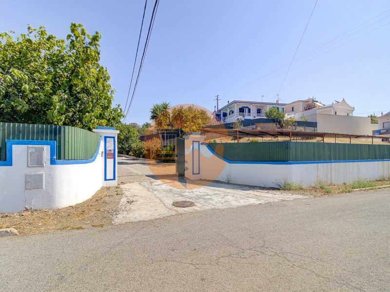 Property photo 1 of 61