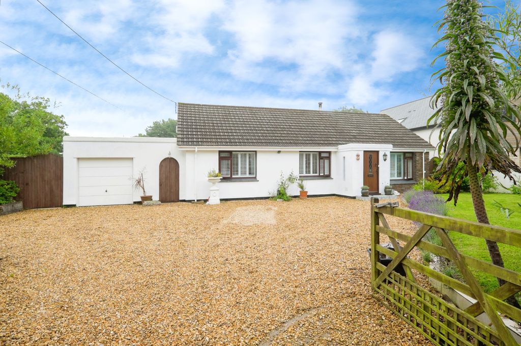 Property photo 2 of 26