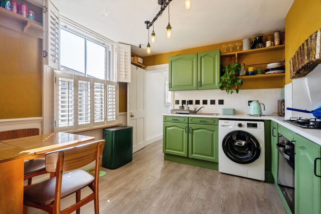 Property photo 3 of 19 Kitchen/Diner