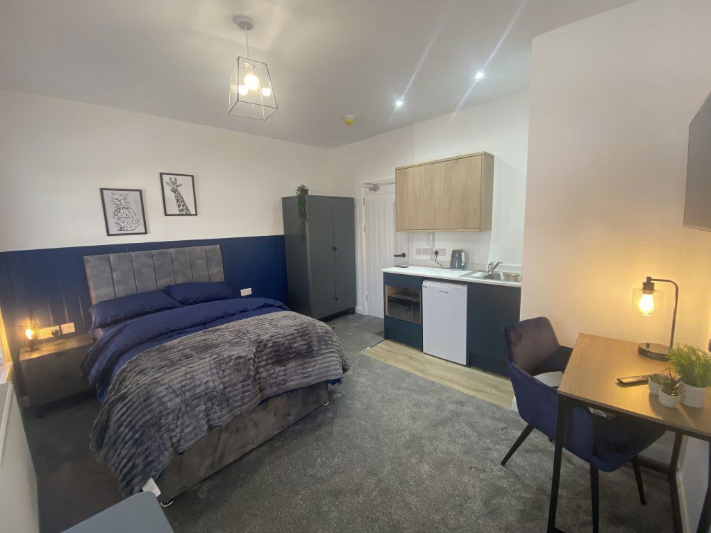 Property photo 1 of 21