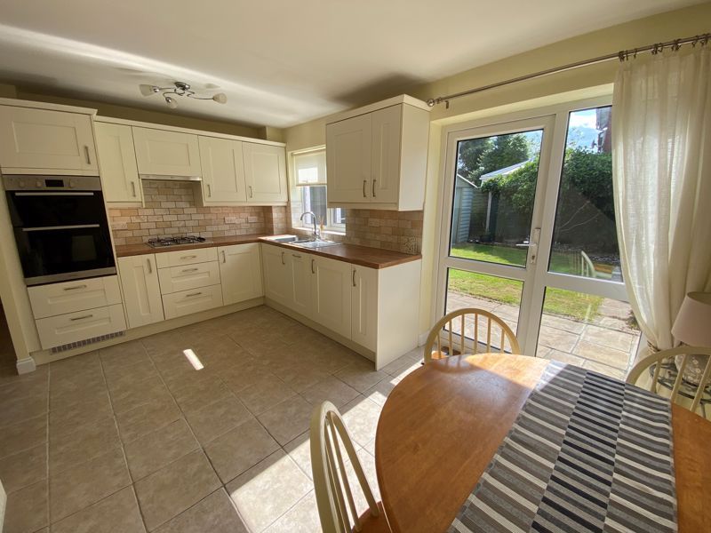 Property photo 2 of 12 Photo 9