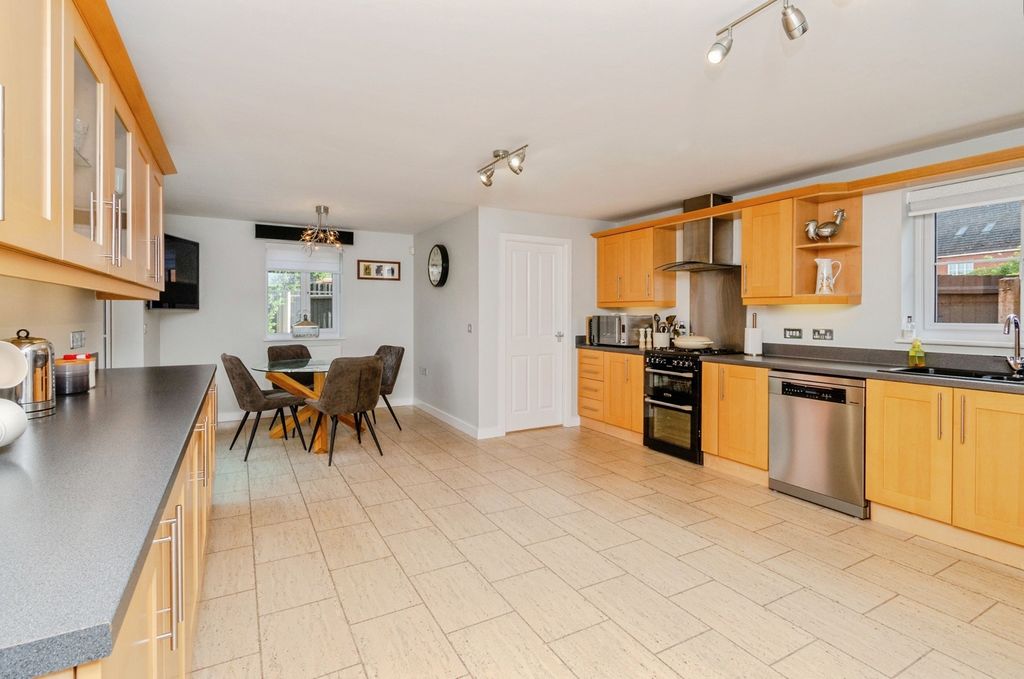 Property photo 1 of 17 Photo