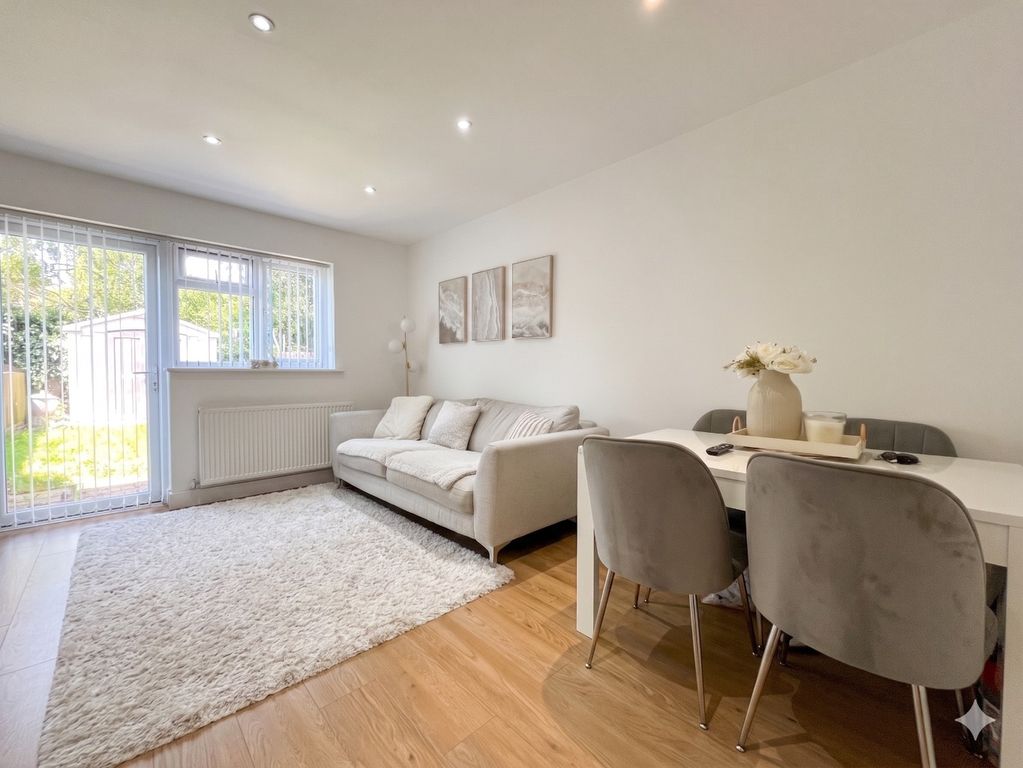 Property photo 3 of 15 5262292