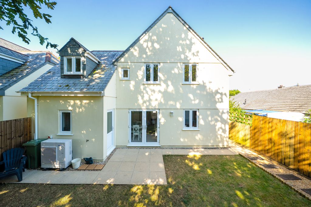 Property photo 3 of 17 6A7d945225ba8-150...