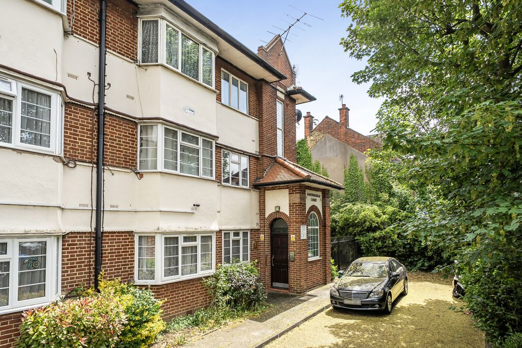 Property photo 1 of 11 1459640-2-6A0c464...