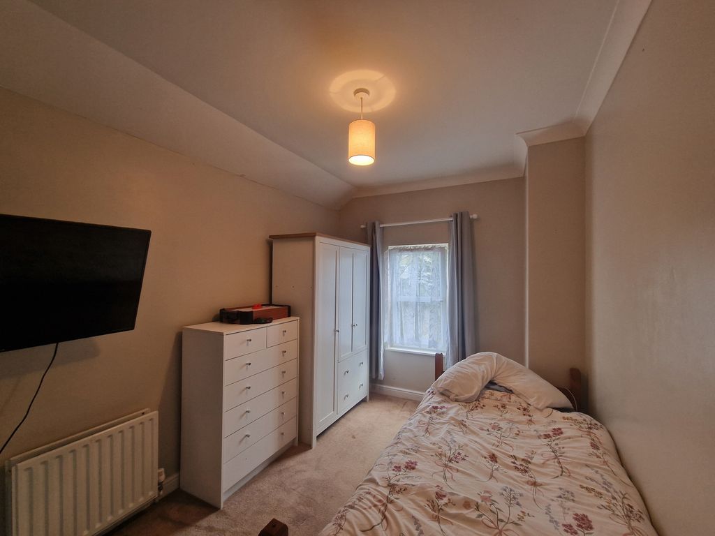 Property photo 2 of 7 Photo 1