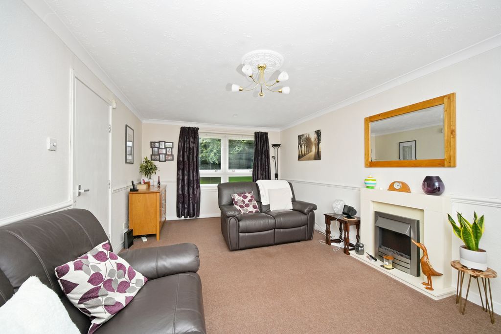 Property photo 2 of 12 Property Image 3