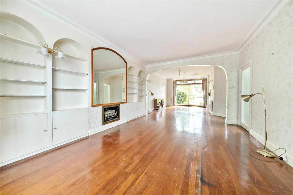 Property photo 2 of 19 Picture No. 02