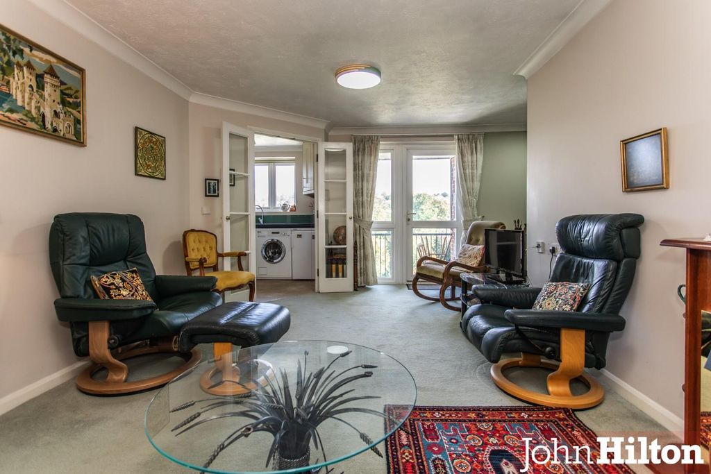 Property photo 3 of 16 Lilac Court19.Jpg