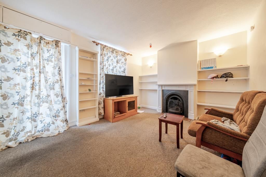 Property photo 3 of 15 Living Room