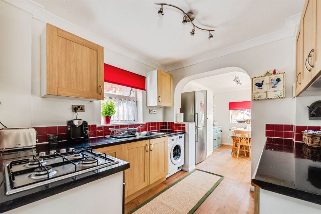 Property photo 2 of 16