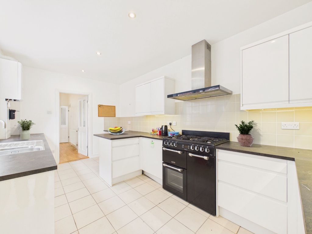 Property photo 2 of 12 4807923