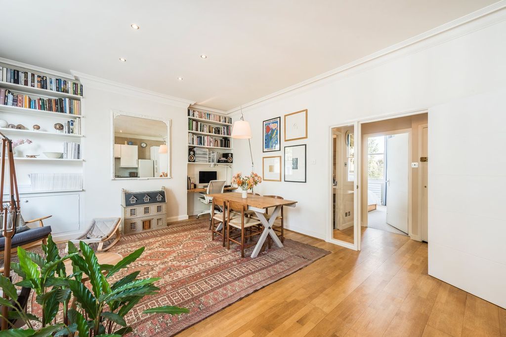 Property photo 3 of 9