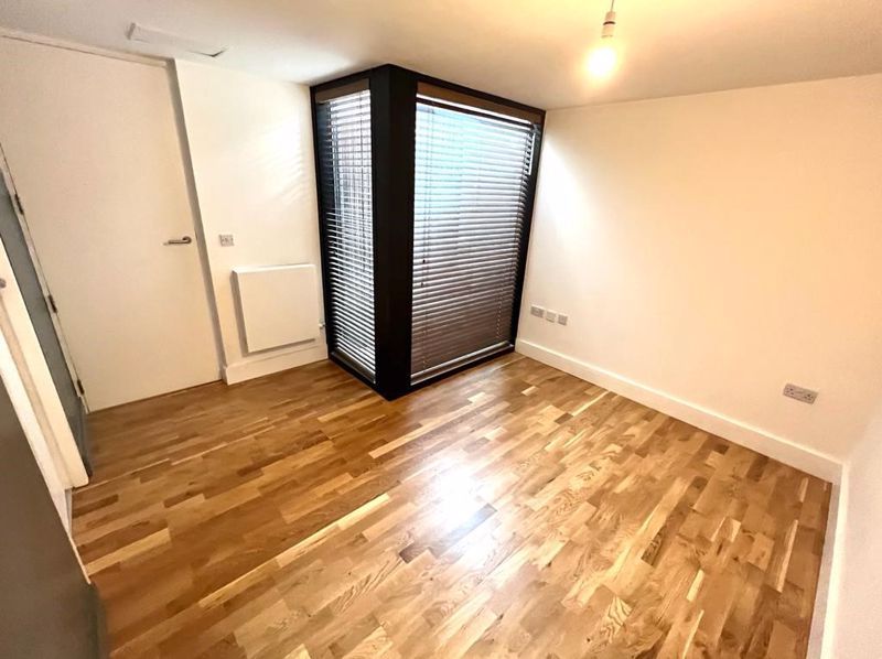 Property photo 3 of 8 Photo 2