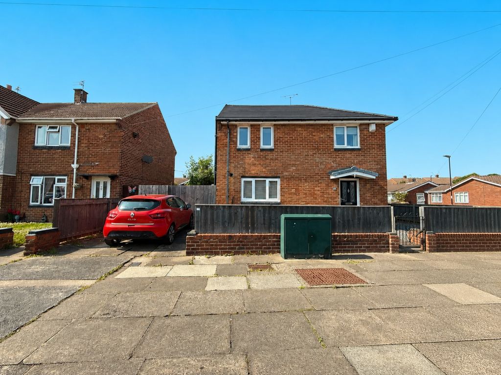 Property photo 1 of 18 1825C8D8-F899-416C-9Bb3-C75F019E2Cdb