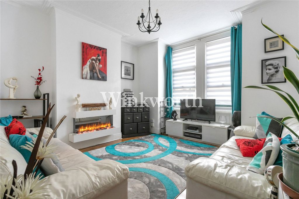 Property photo 2 of 18 Picture No. 06