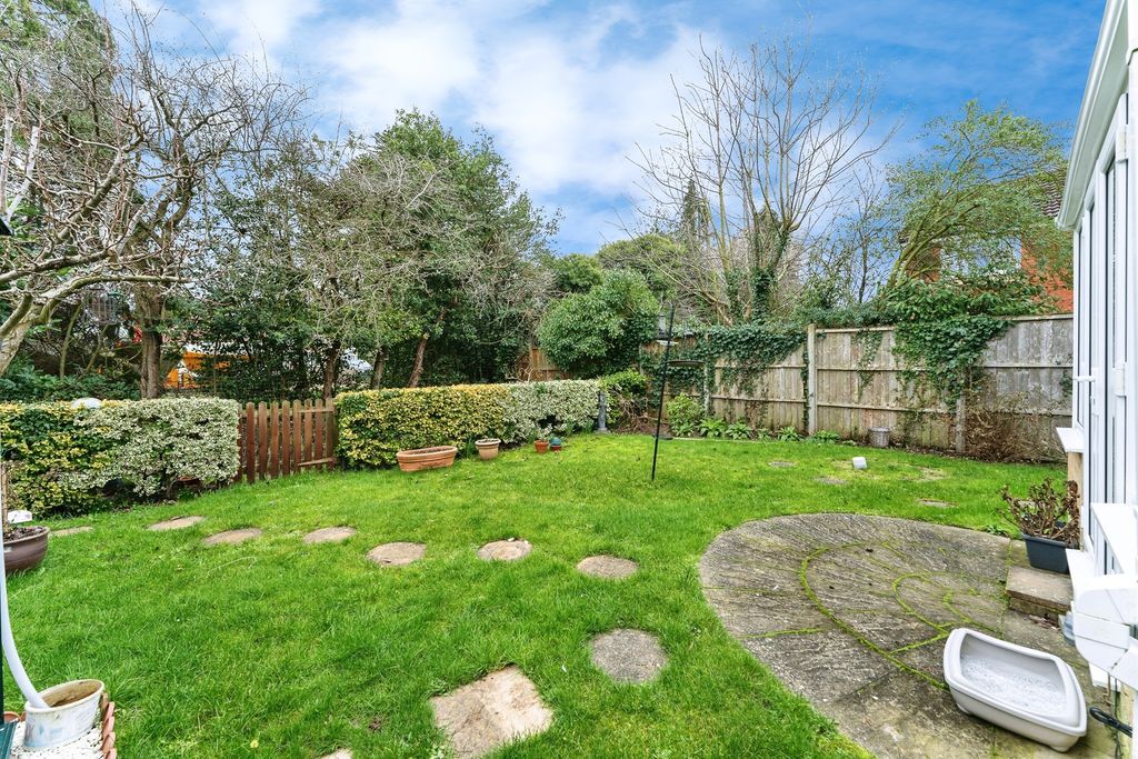 Property photo 3 of 19