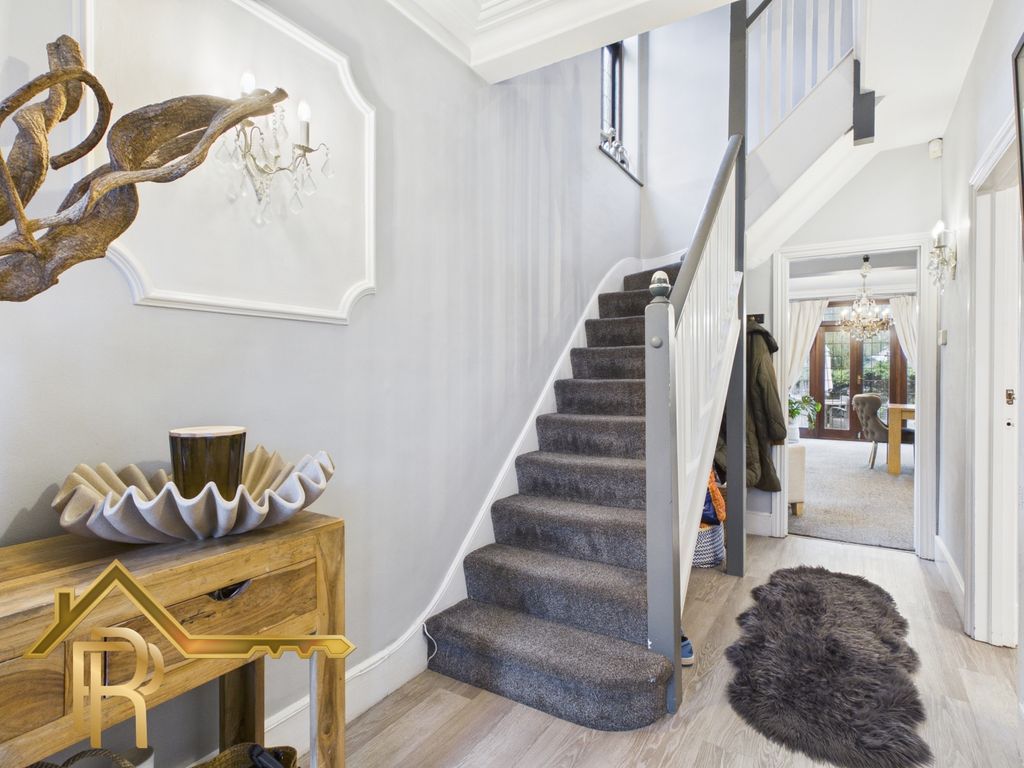 Property photo 3 of 26 Cam03016G0-Pr0051-Still029