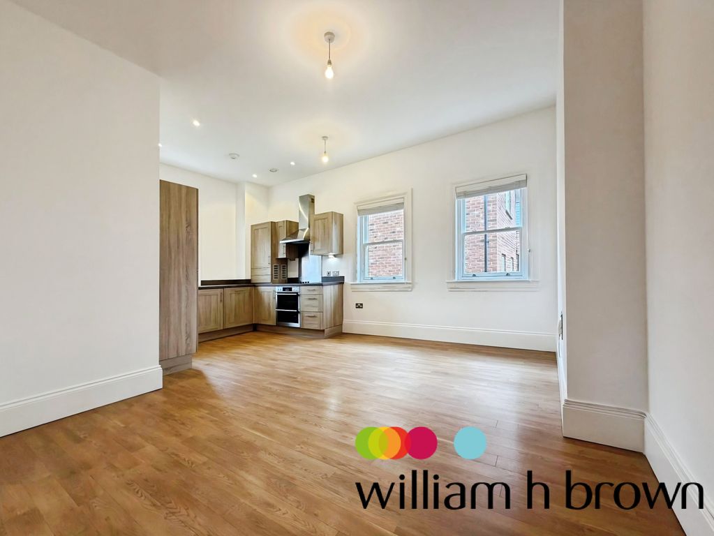 Property photo 3 of 7 Living Room