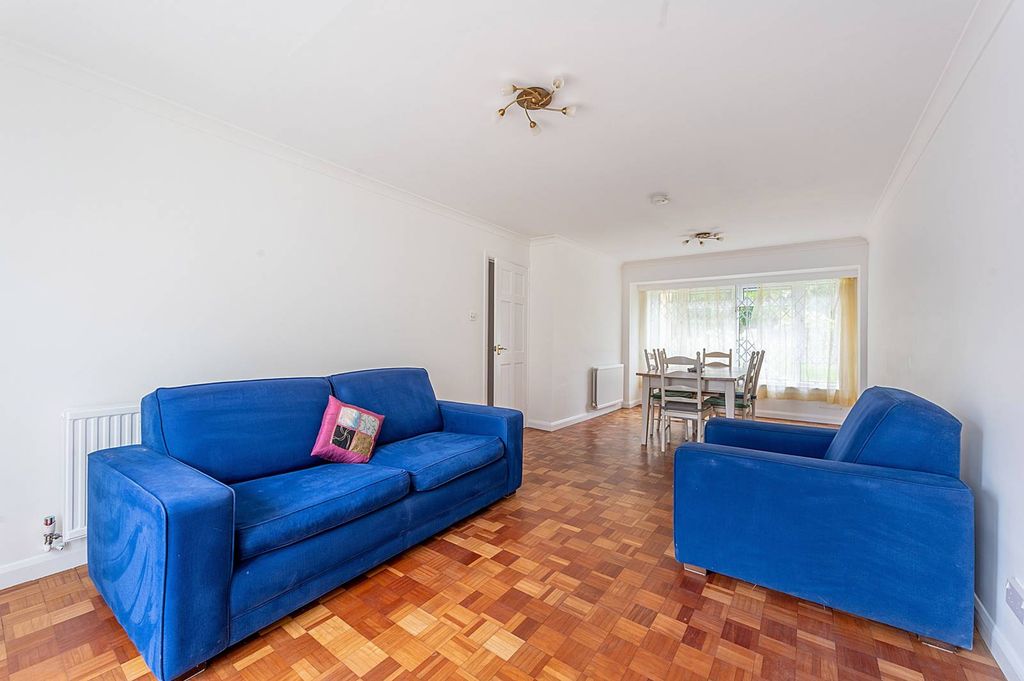 Property photo 3 of 16