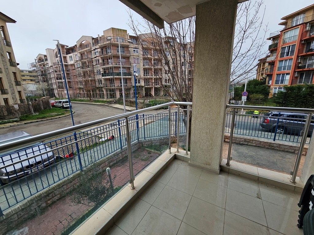 Property photo 2 of 22