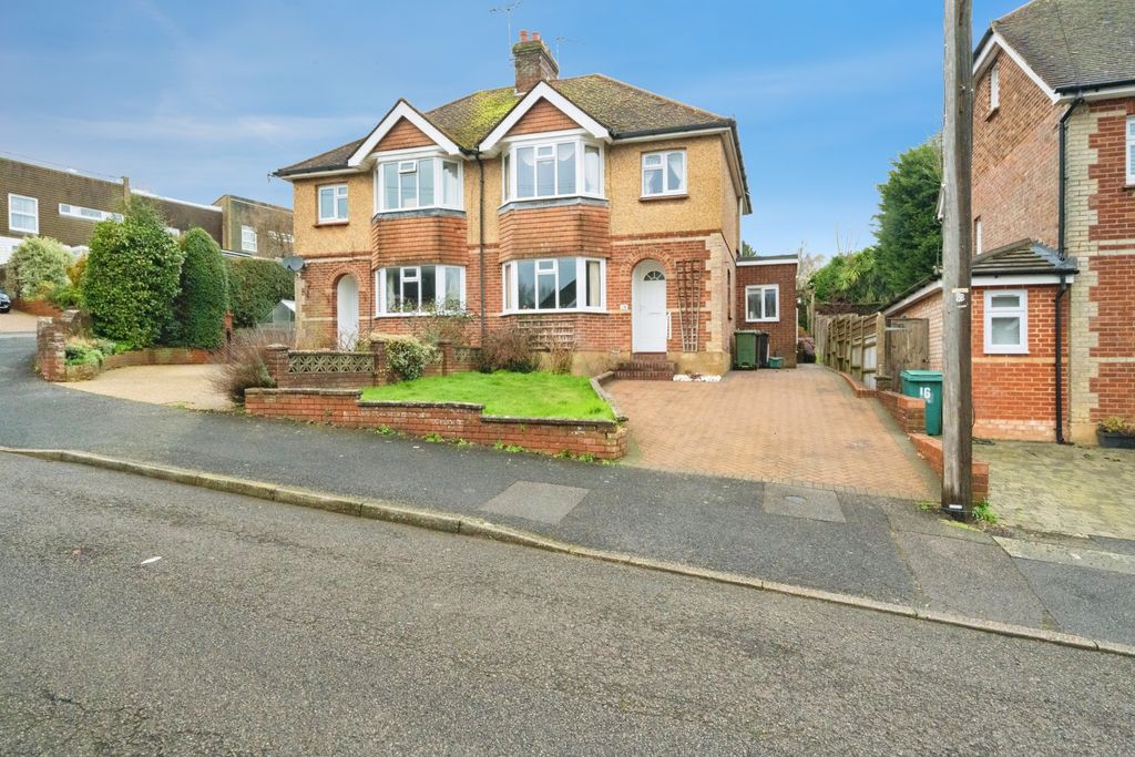 Property photo 1 of 20 A7405454