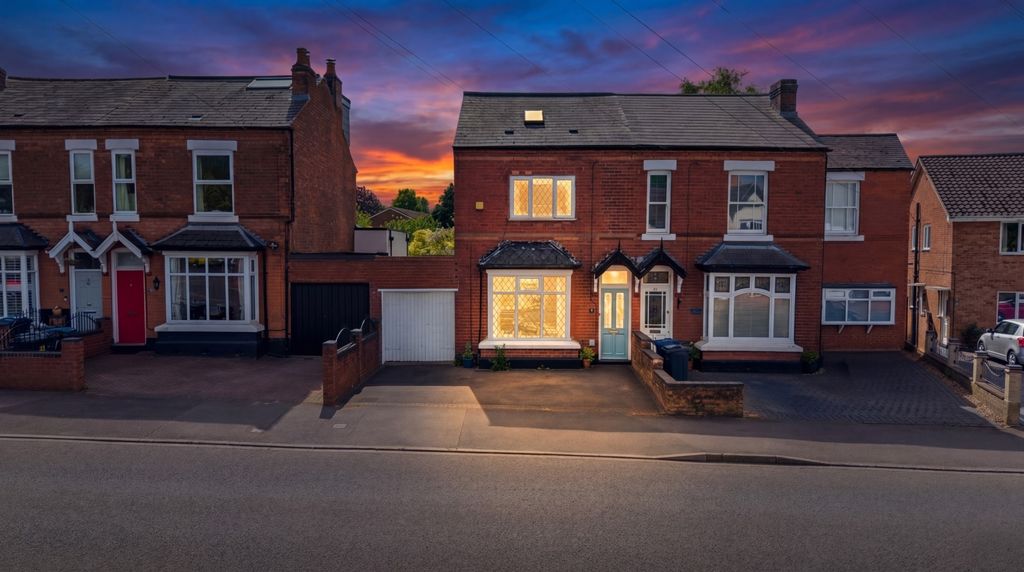 Property photo 1 of 40 4867041
