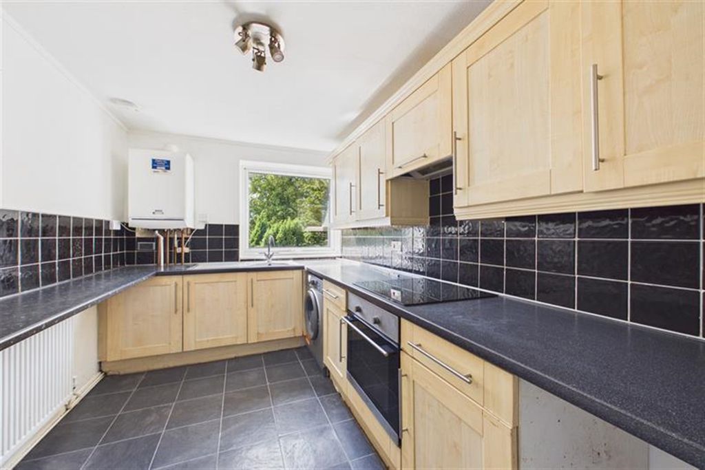 Property photo 1 of 8 (Main)