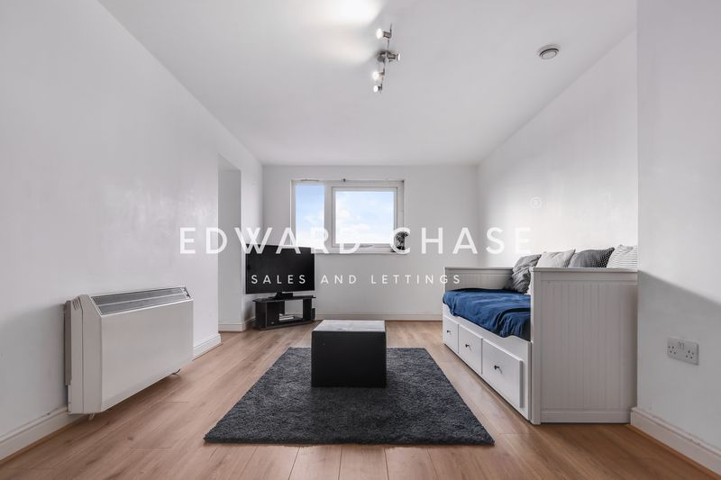 Property photo 2 of 10 Photo 12