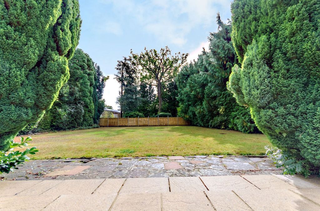 Additional image 5 of 5 bed detached house for saleMark Way, Godalming GU7