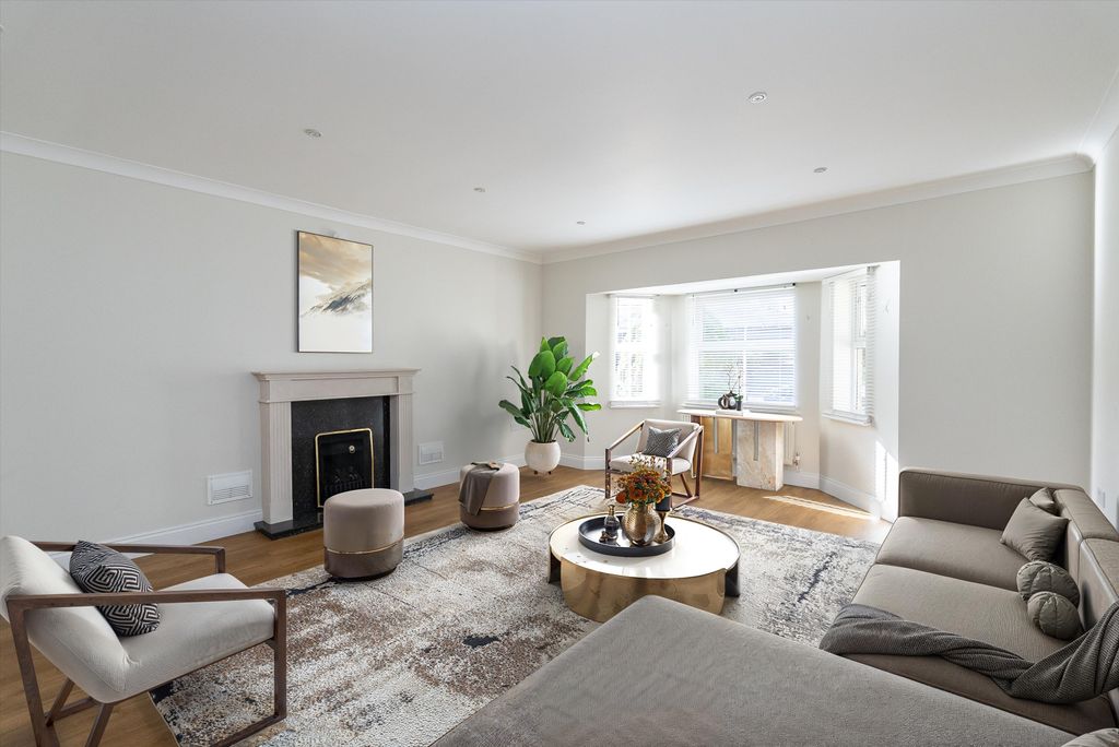 Property photo 3 of 16 Image