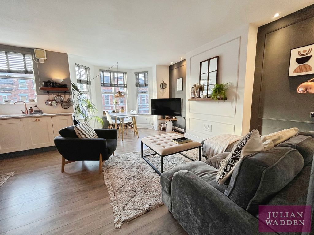 Property photo 2 of 17 Picture 2