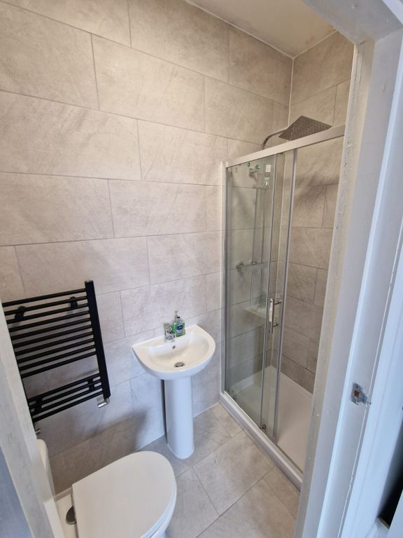 Property photo 3 of 5 Gallery