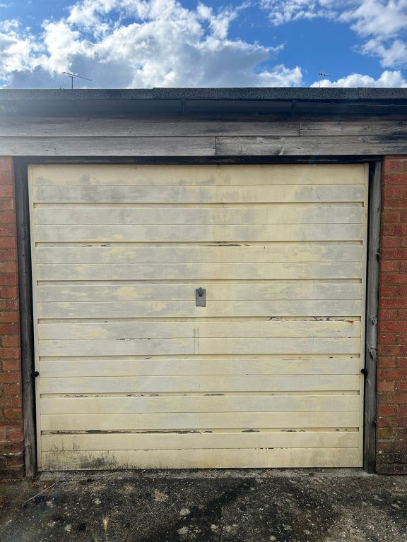 Property photo 1 of 2