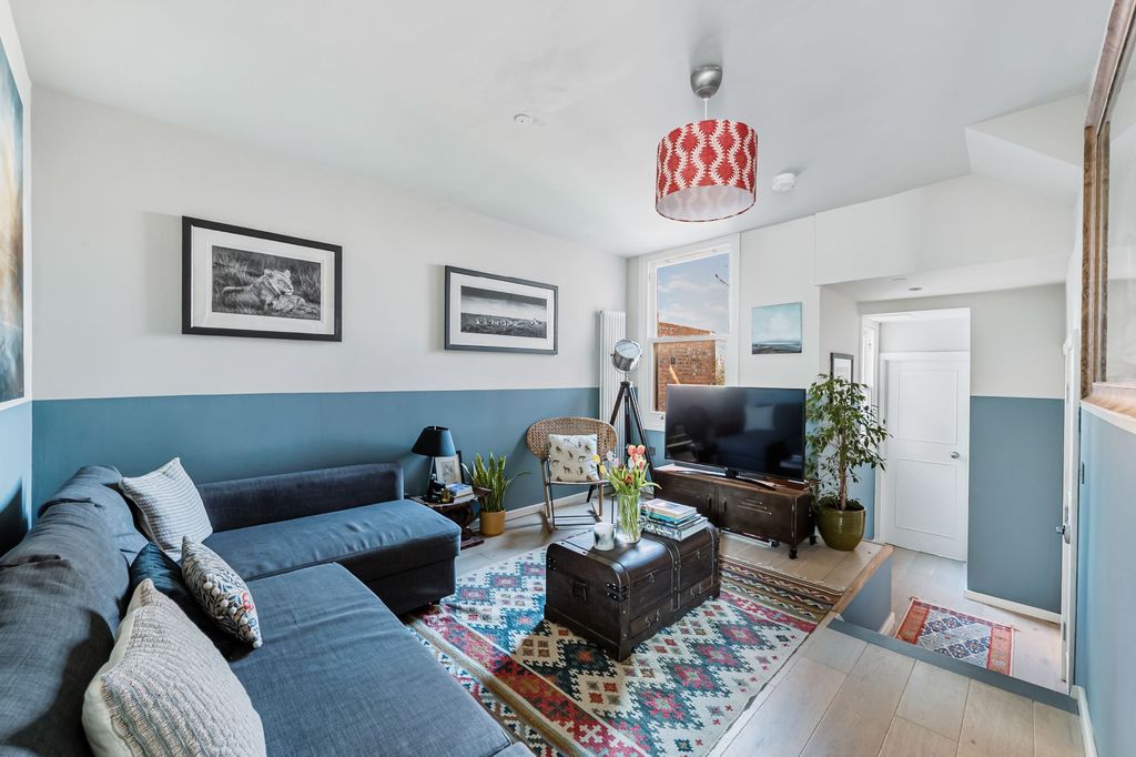 Property photo 2 of 13