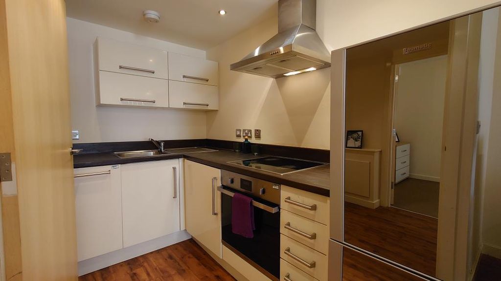 Property photo 2 of 9