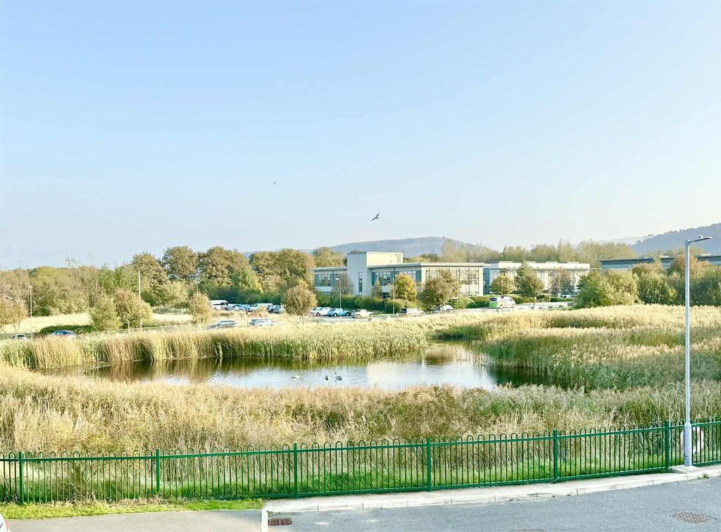 Property photo 2 of 21 View.Jpg