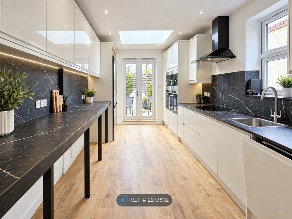 Property photo 2 of 3