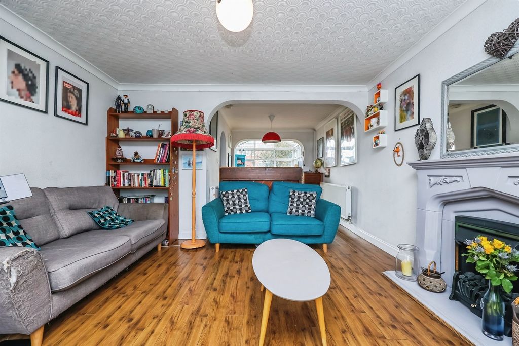 Additional image 4 of 5 bed detached house for saleSpringfield Gardens, Ilkeston DE7