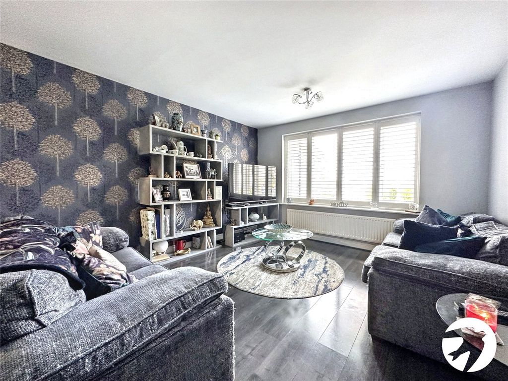 Property photo 2 of 12 Picture No. 03