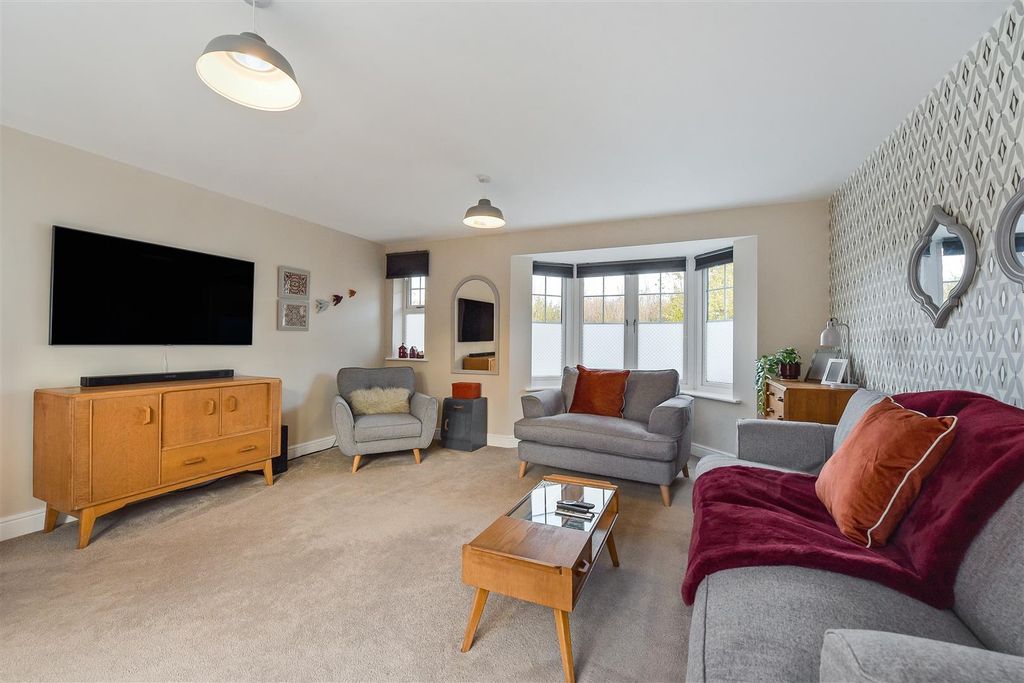 Property photo 3 of 36 Sketch_Ph43_6330785.Jpg