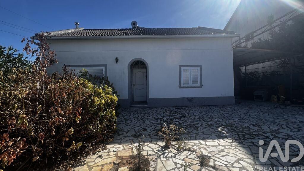 Property photo 1 of 20