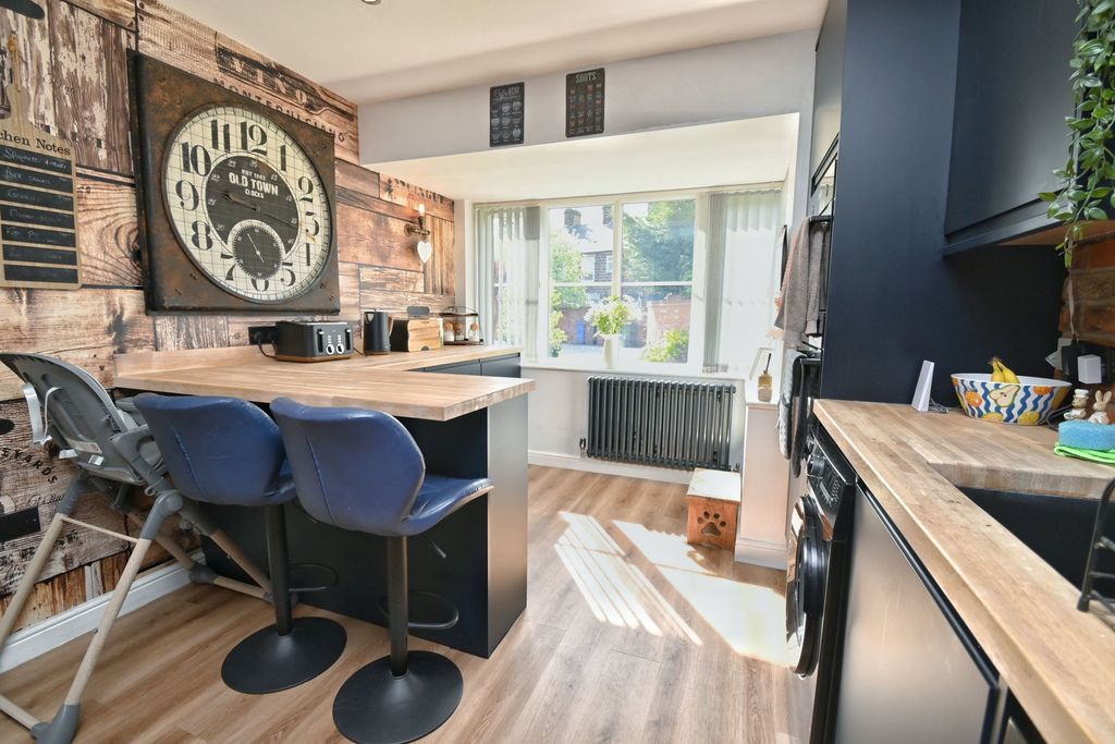 Property photo 3 of 24