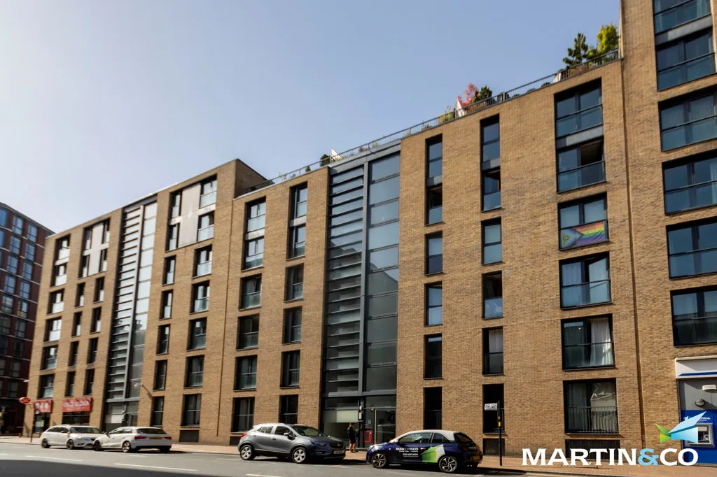 Apartment in Birmingham B5 - View 3