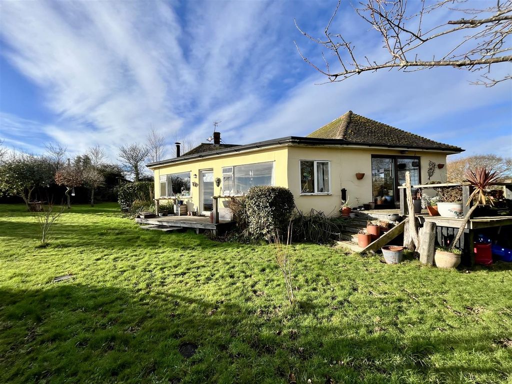 Property photo 1 of 30