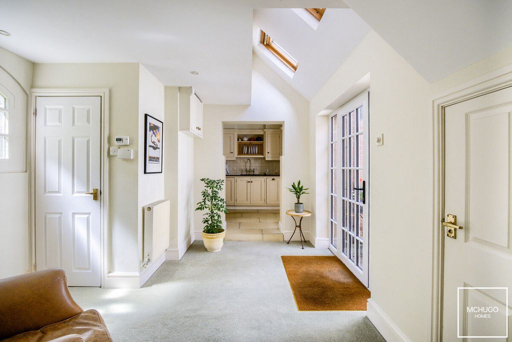 Property photo 2 of 17 20240608082002.Jpg