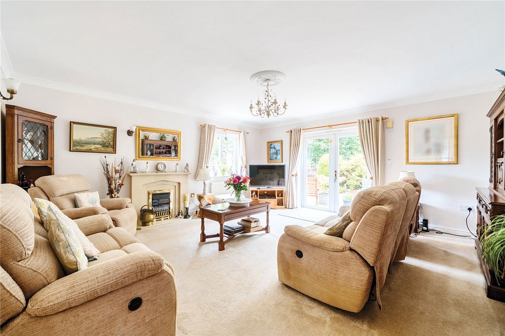 Property photo 3 of 22 Picture No. 08